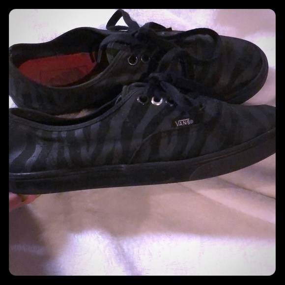 Vans Shoes - 🔴 zebra Vans